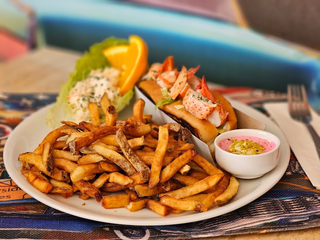 Restaurant Route 66 | 634 Main St, Shediac, NB E4P 2H3, Canada | Phone: (506) 233-0155