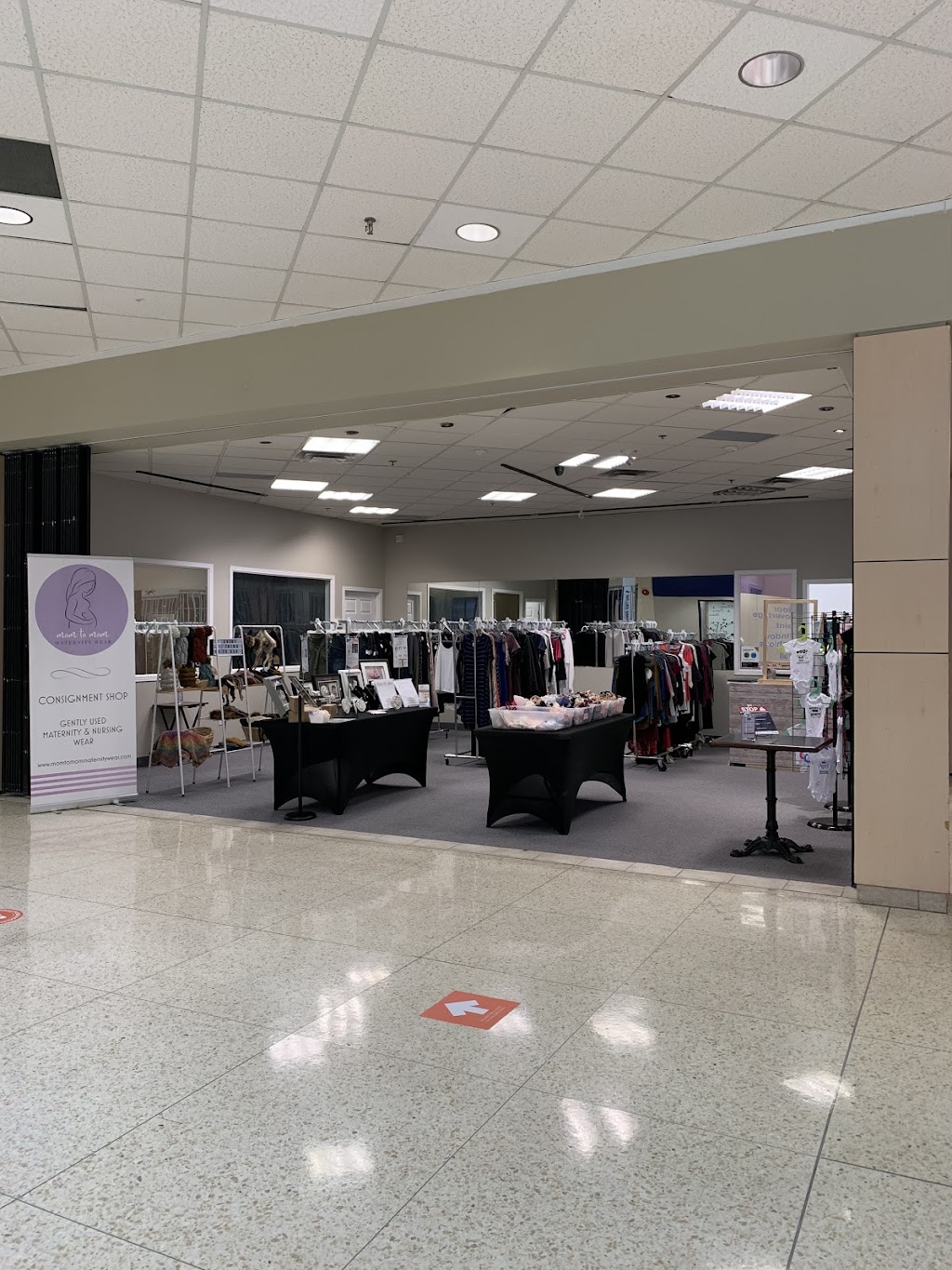 Mom to Mom Maternity Wear | 2449 ON-11, Oro-Medonte, ON L4N 7R9, Canada | Phone: (705) 791-8729