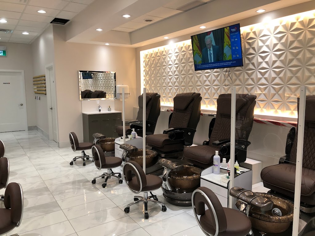 Golden Nails | 1255 St James St #4, Winnipeg, MB R3H 0K9, Canada | Phone: (204) 306-8038