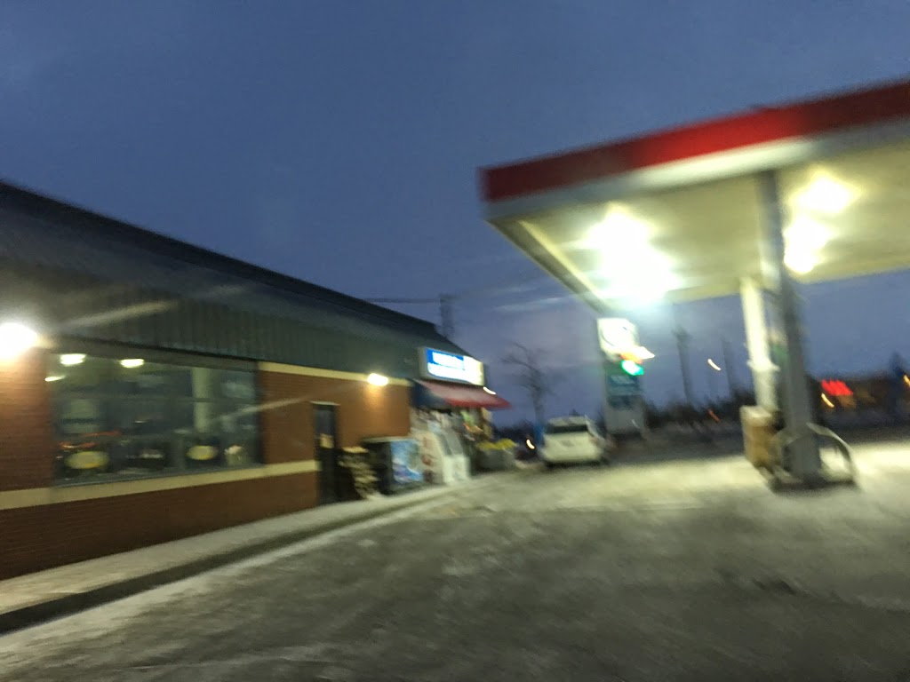 Esso | 5981 Mayfield Rd, Brampton, ON L6T 3Z8, Canada | Phone: (905) 792-8884