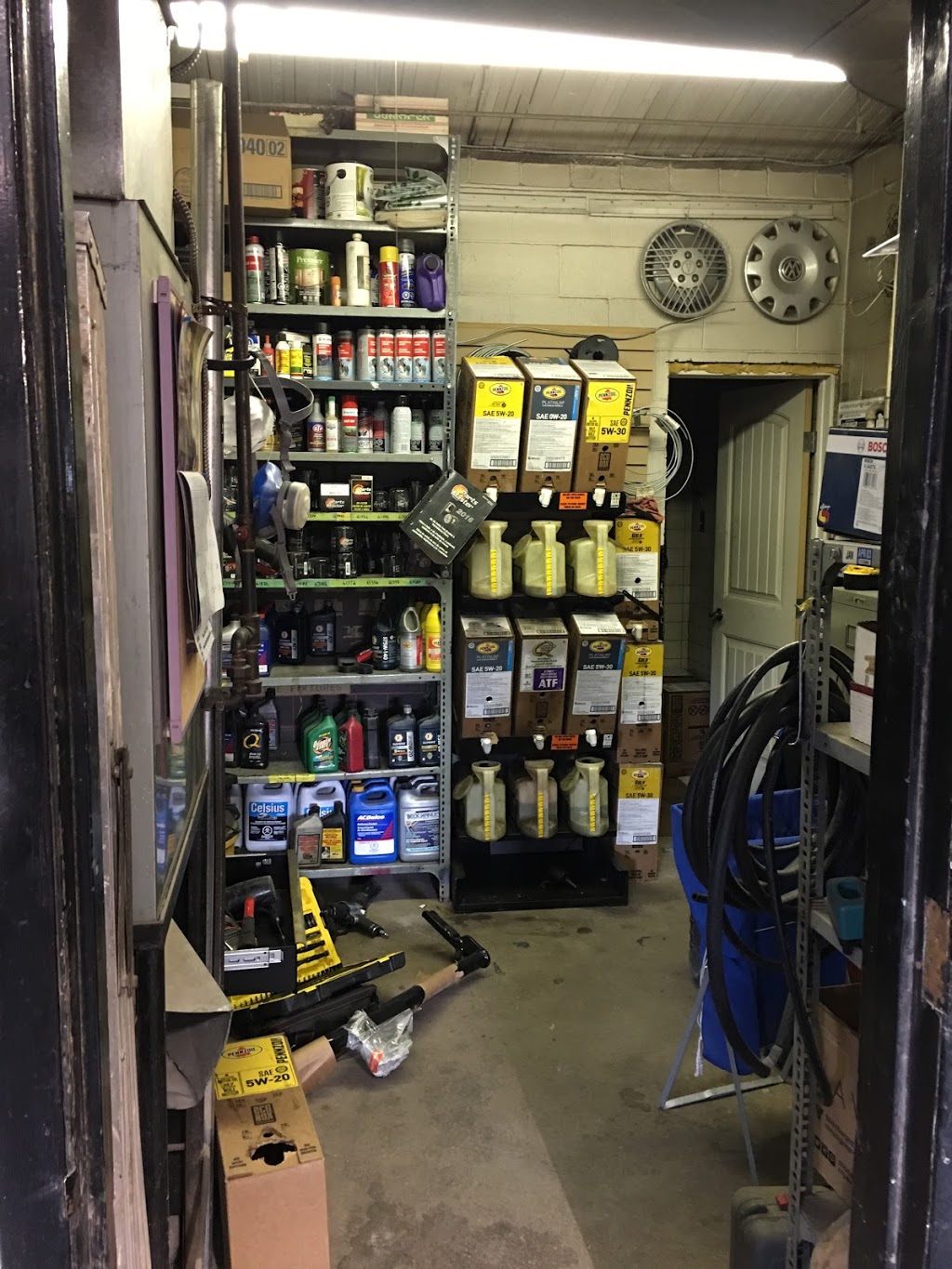 Autopia Automotive Inc | 855 Cavalier Dr, Winnipeg, MB R2Y 1C6, Canada | Phone: (204) 414-3965