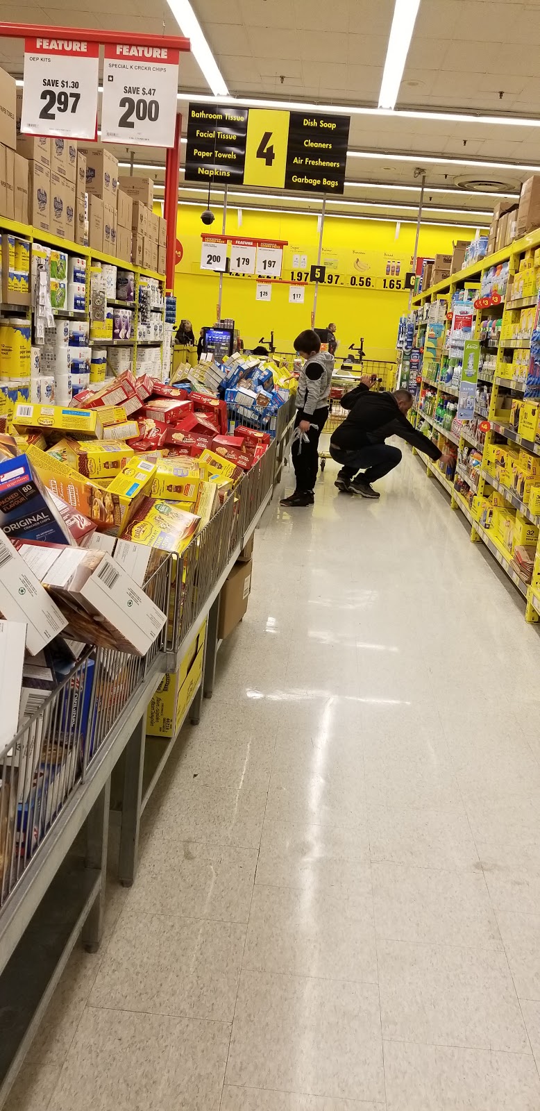 Darryll & Tracys No Frills | 1275 Highbury Ave N, London, ON N5Y 1A8, Canada | Phone: (866) 987-6453
