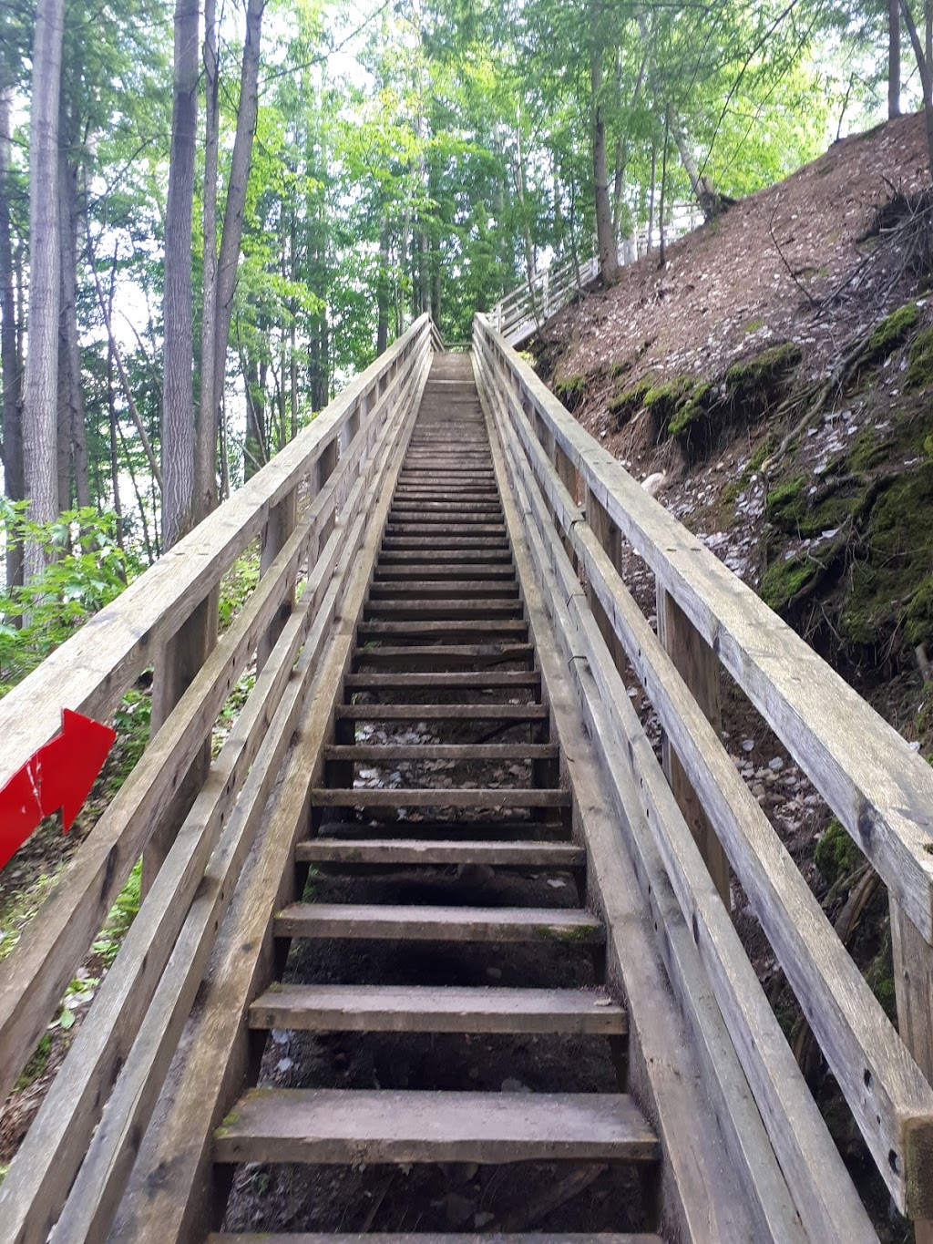 Parc des Chutes de Sainte-Ursule | 2575 Rang des Chutes, Sainte-Ursule, QC J0K 3M0, Canada | Phone: (819) 228-3555