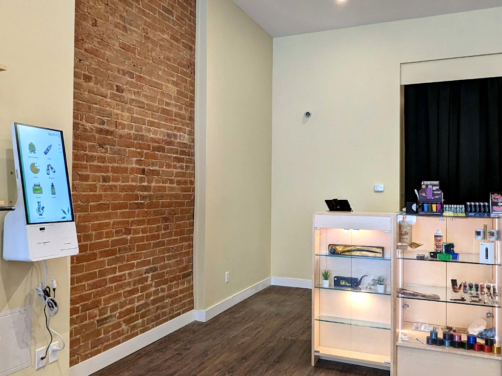 Sparq Retail Cannabis Dispensary | 40 King St E, Millbrook, ON L0A 1G0, Canada | Phone: (705) 932-1013