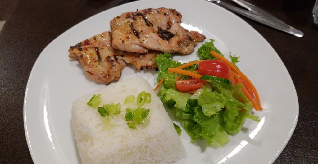Naomi Vietnamese Restaurant | 8590 200 St #10, Langley City, BC V2Y 2B9, Canada | Phone: (604) 888-7778