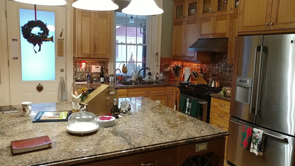 Kildonan House Bed & Breakfast | 71 Kirk St, Clinton, ON N0M 1L0, Canada | Phone: (519) 482-1163