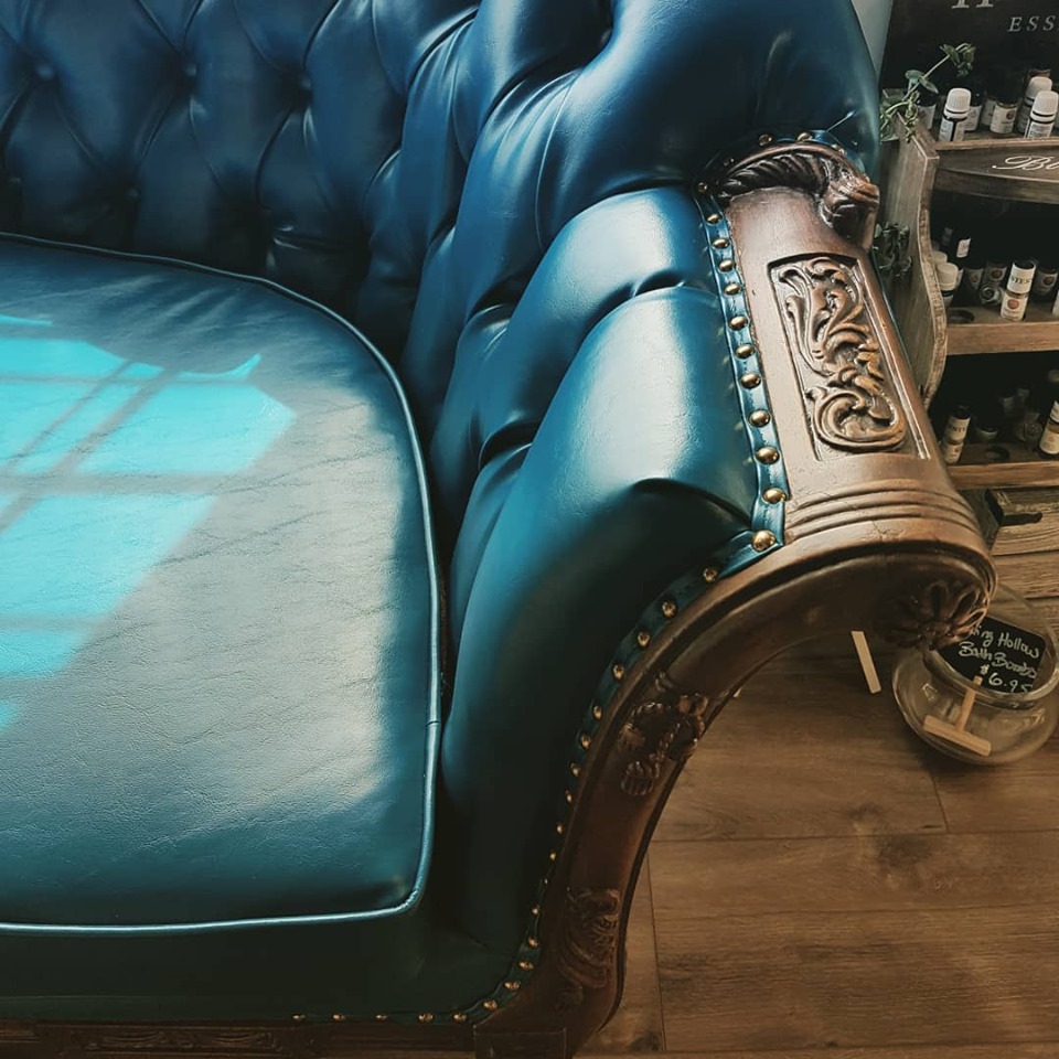 Slipcovers Plus | 9795 McNaught Rd, Chilliwack, BC V2P 6E9, Canada | Phone: (604) 795-4314