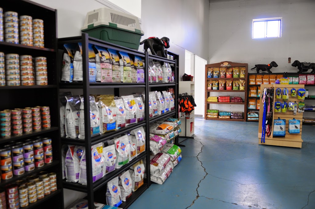 Espace Chien | 3025 Av Francis-Hughes, Laval, QC H7L 4G8, Canada | Phone: (450) 933-9443