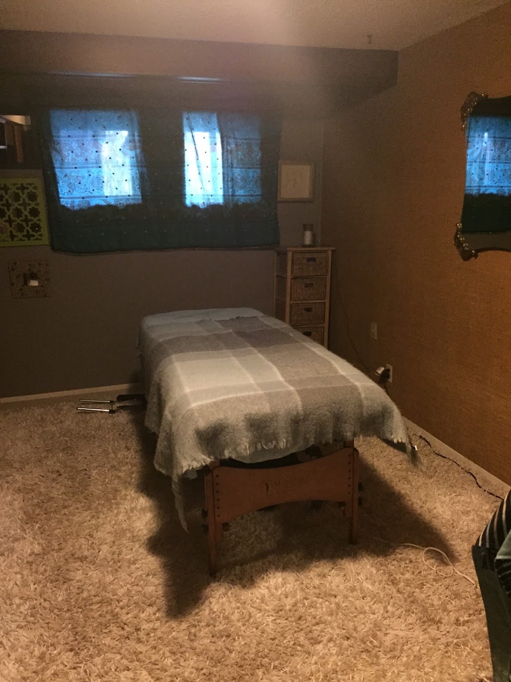 Marie Mobile Massage | 136 Whitehill Pl NE, Calgary, AB T1Y 3G4, Canada | Phone: (403) 837-9839