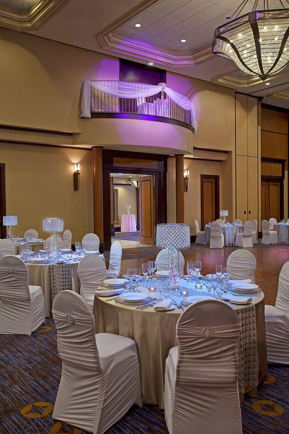 Grand Windsor Ballroom | 90 Biscayne Crescent, Brampton, ON L6W 4R2, Canada | Phone: (905) 455-9000