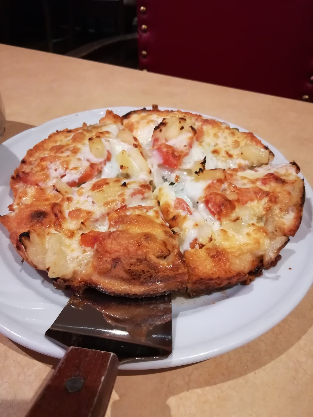 Sparkys Family Restaurant | 3926 Gordon Rd, Regina, SK S4S 6W2, Canada | Phone: (306) 586-8338
