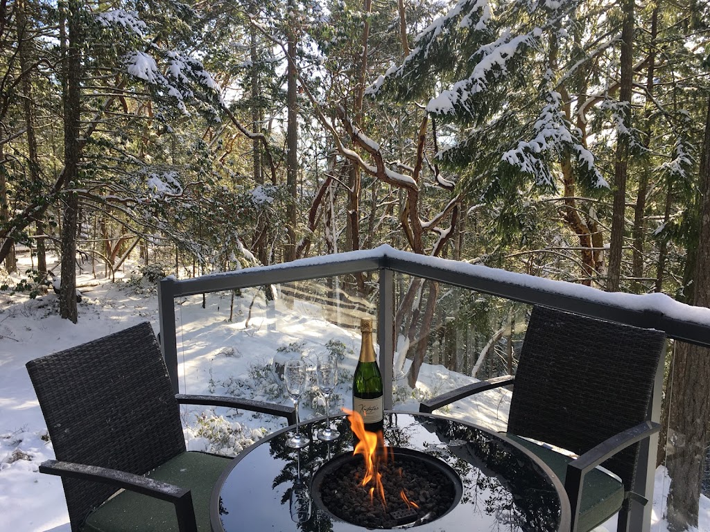 Arbutus View, Salt Spring Island | Salt Spring Island, 142 Lawnhill Dr, Salt Spring Island, BC V8K 1M9, Canada | Phone: (778) 869-3370