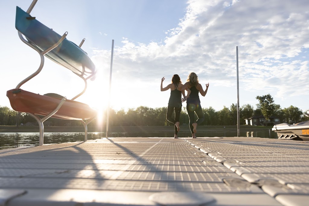 EZ Dock Niagara | 2130 Ellis Ave, St. Catharines, ON L2R 6P7, Canada | Phone: (905) 932-3425
