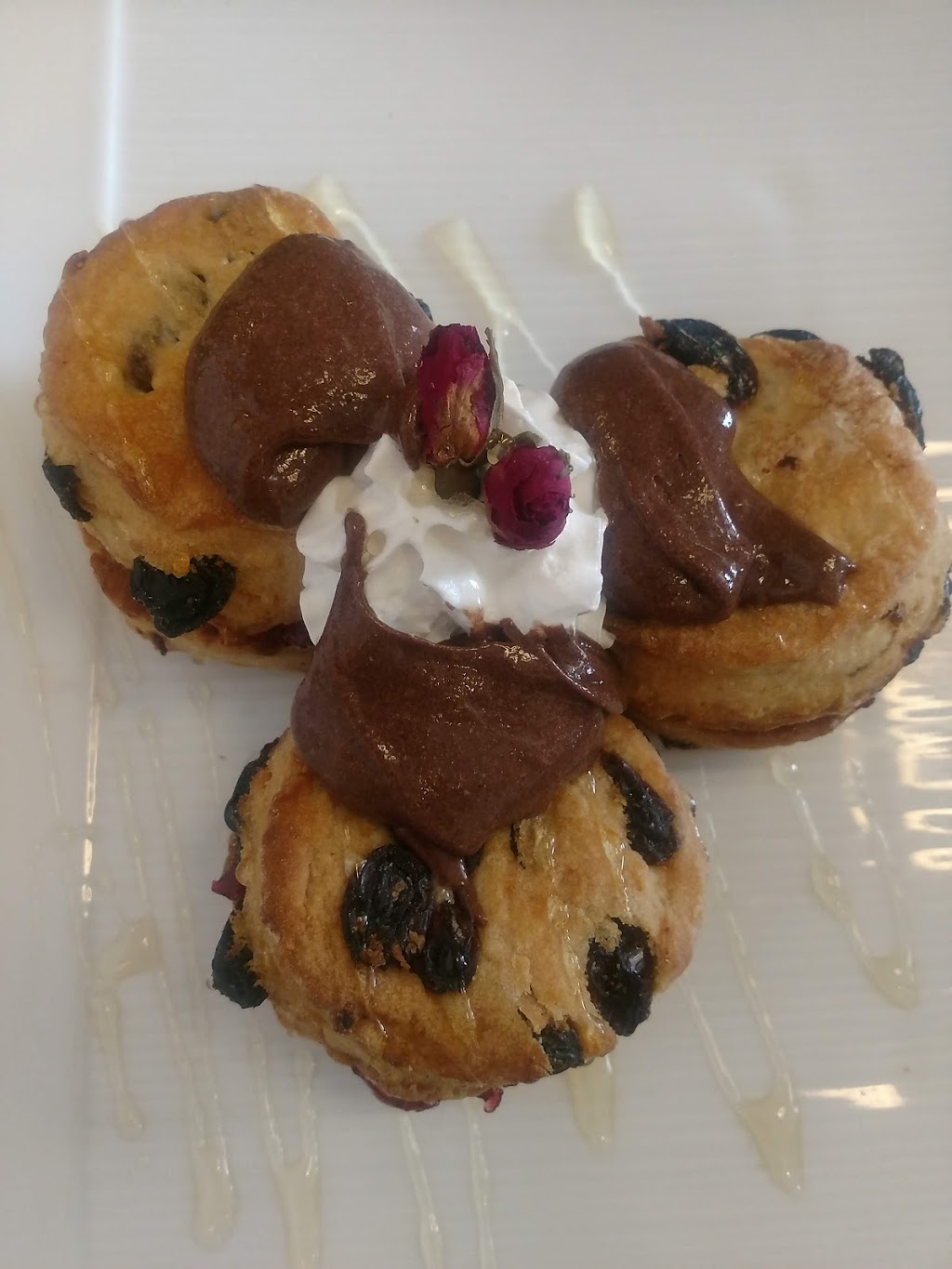 Little London Cafe | 20 Polonia Ave #110, Brampton, ON L6Y 0K9, Canada | Phone: (905) 453-4334
