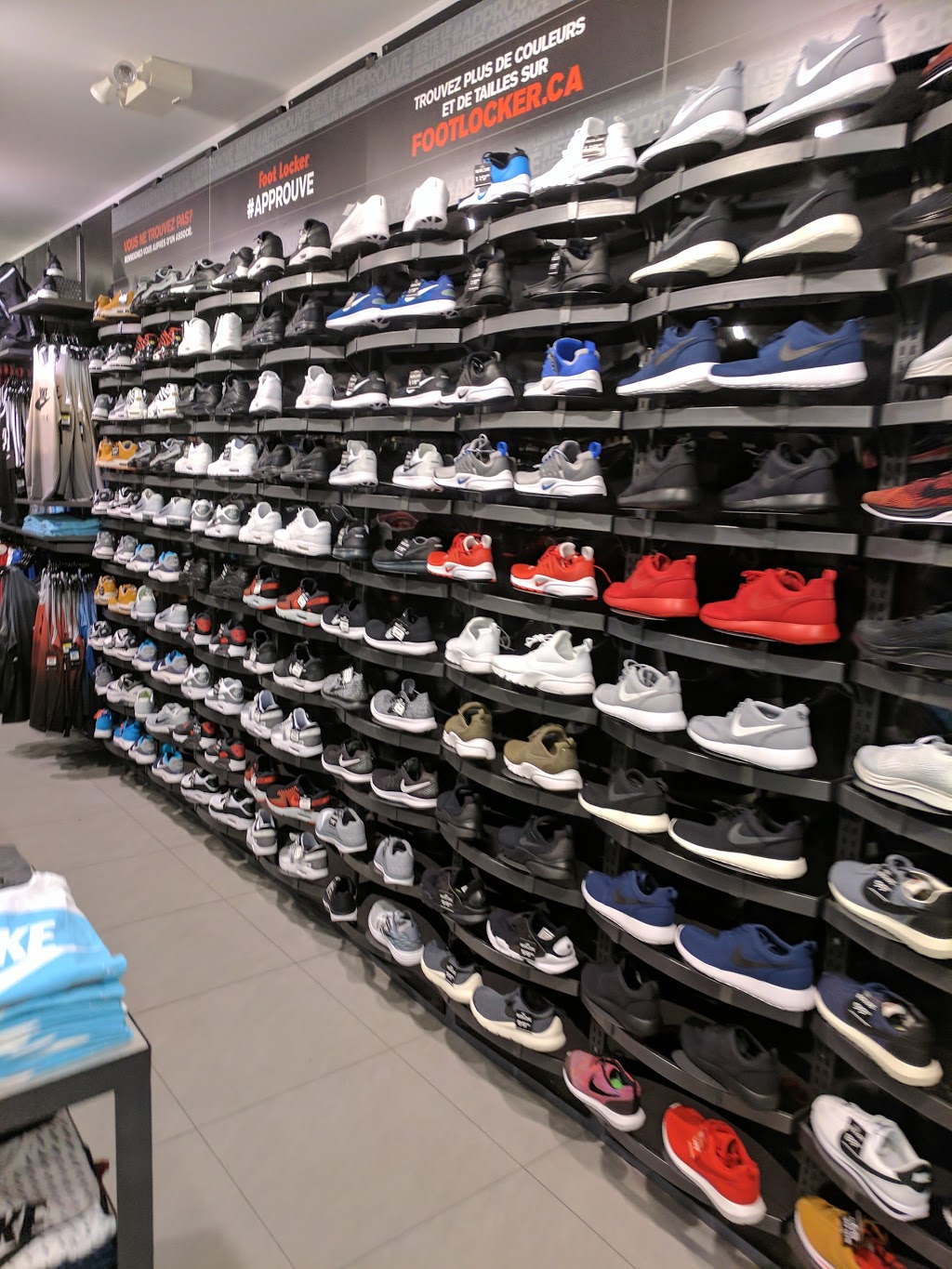 Foot Locker | 7999 Blvd Gal D Anjou Ste K008 Ville D, Anjou, QC H1M 1W9, Canada | Phone: (514) 352-2321