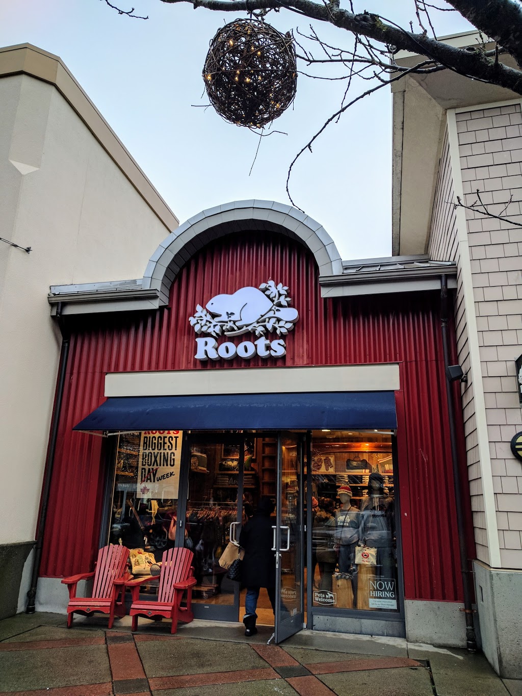 Roots | clothing store | 925 Main St Unit H3, West Vancouver, BC V7T 2Z3, Canada | 6049252166 OR +1 604-925-2166