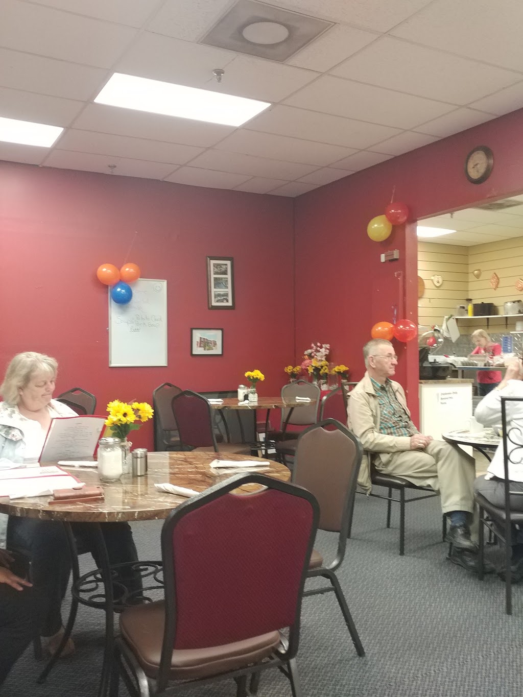 Espanola Mall | 800 Centre St, Espanola, ON P5E 1J1, Canada | Phone: (705) 869-4443