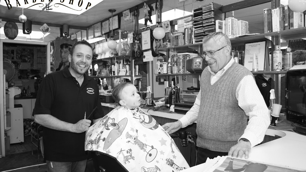 Portuguese Barber Shop | 38 Kate St, Winnipeg, MB R3A 1J8, Canada | Phone: (204) 783-8429