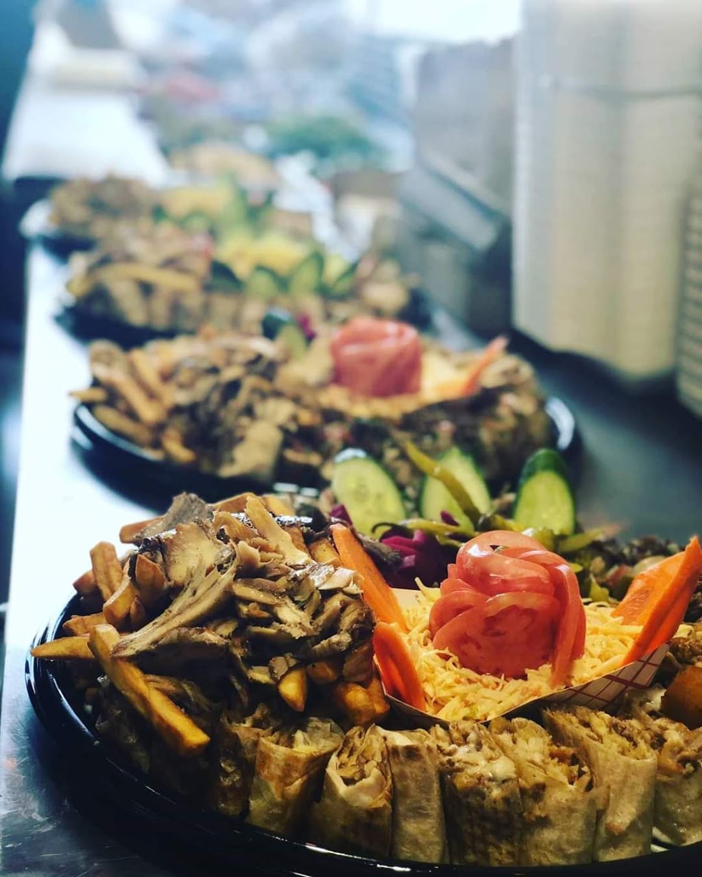 Shawarma Royale | 1786 Stone Church Rd E Unit 2, Hamilton, ON L8W 0B4, Canada | Phone: (905) 578-4444