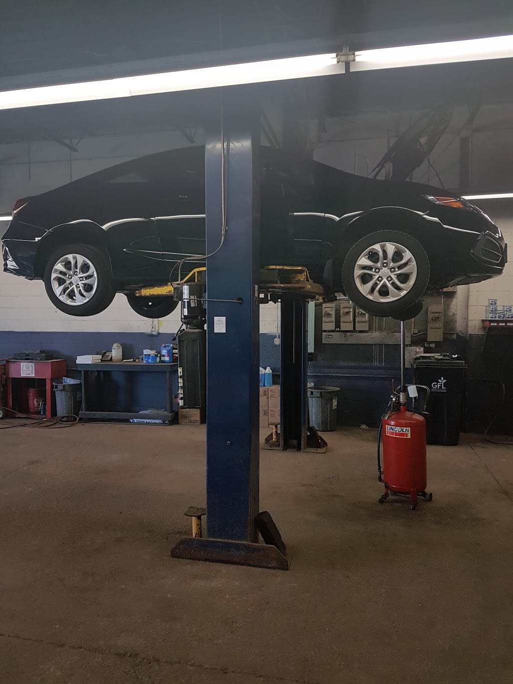 Auto Advantage | 520 Collier MacMillan Dr, Cambridge, ON N1R 6R6, Canada | Phone: (519) 622-2277