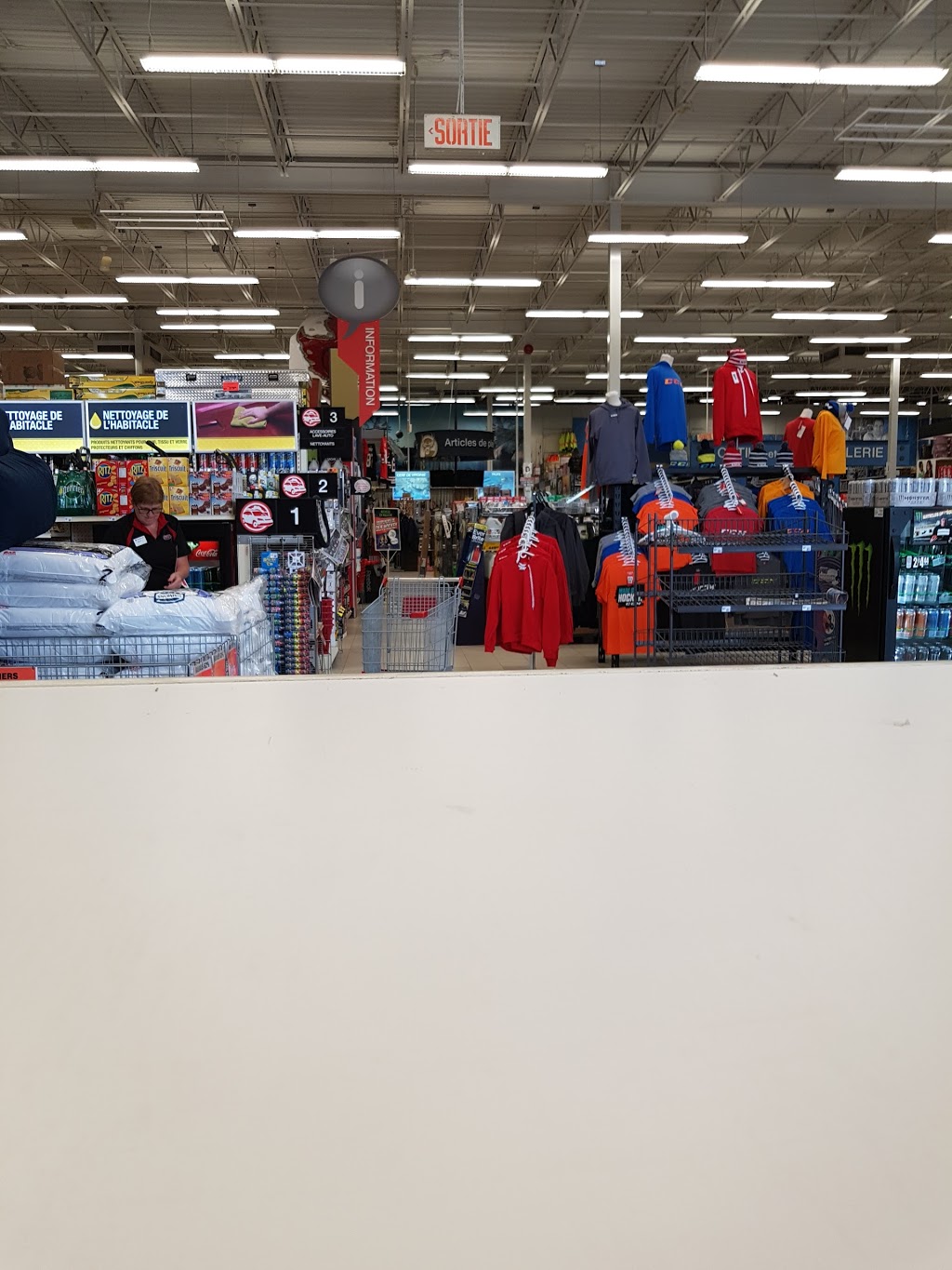 Canadian Tire | 500 107e Rue, Saint-Georges, QC G5Y 8K1, Canada | Phone: (418) 228-8843