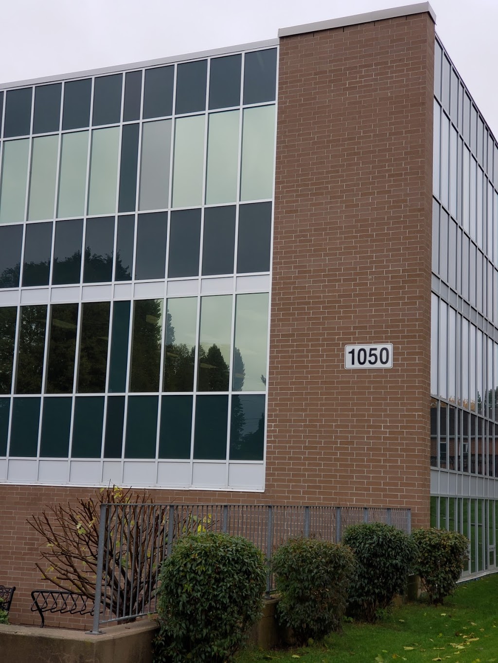 Bob Hayward YMCA | 1050 Hamilton Rd, London, ON N5W 1A6, Canada | Phone: (519) 451-2395