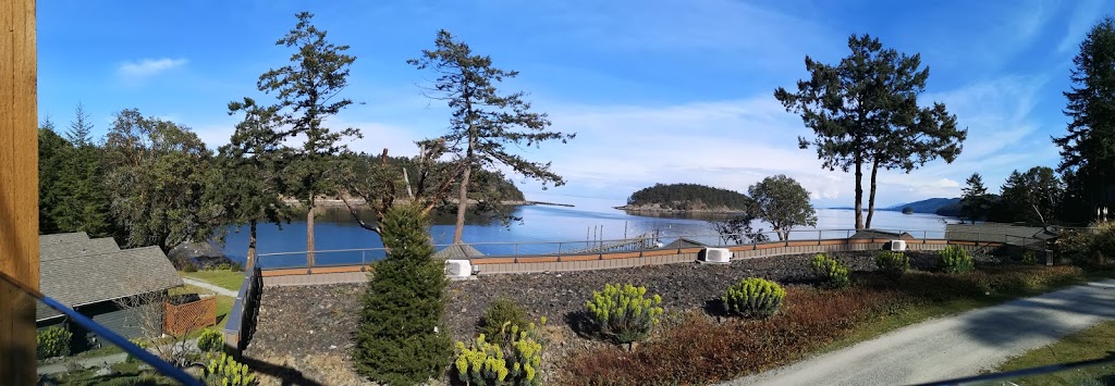 Bennett Bay Bistro | 494 Arbutus Dr, Mayne Island, BC V0N 2J1, Canada | Phone: (250) 539-3122