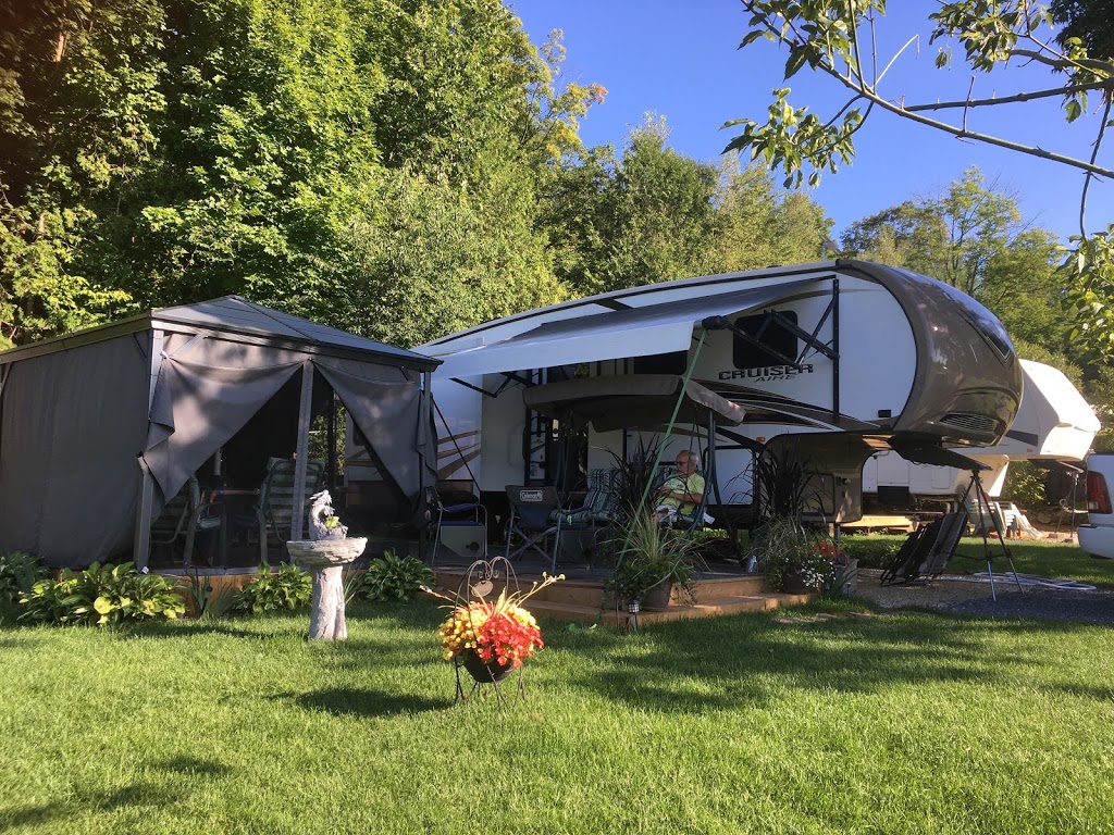 Forêt De Freli Inc (La) | 40 Chemin des Bouleaux, Frelighsburg, QC J0J 1C0, Canada | Phone: (450) 298-5372