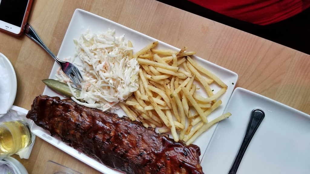 Houston Avenue Bar & Grill | 7 Boulevard Montclair, Gatineau, QC J8Y 2E2, Canada | Phone: (819) 771-0799