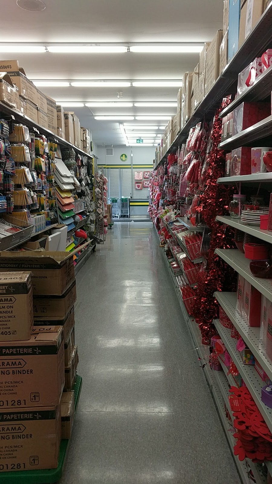 Dollarama | 2973 Tillicum Road, Shopping Centre, Gorge Rd W, Victoria, BC V9A 2A6, Canada | Phone: (250) 382-0607