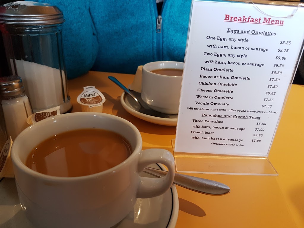 Mellos Coffee Shop | 1516 Merivale Rd, Nepean, ON K2G 3J6, Canada | Phone: (613) 224-6411
