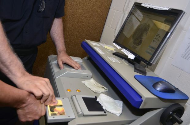 Commissionaire electronic Fingerprinting RCMP Police Certificate | 530 Kenaston Blvd Unit 250, Winnipeg, MB R3Y 1Y1, Canada | Phone: (866) 952-1551
