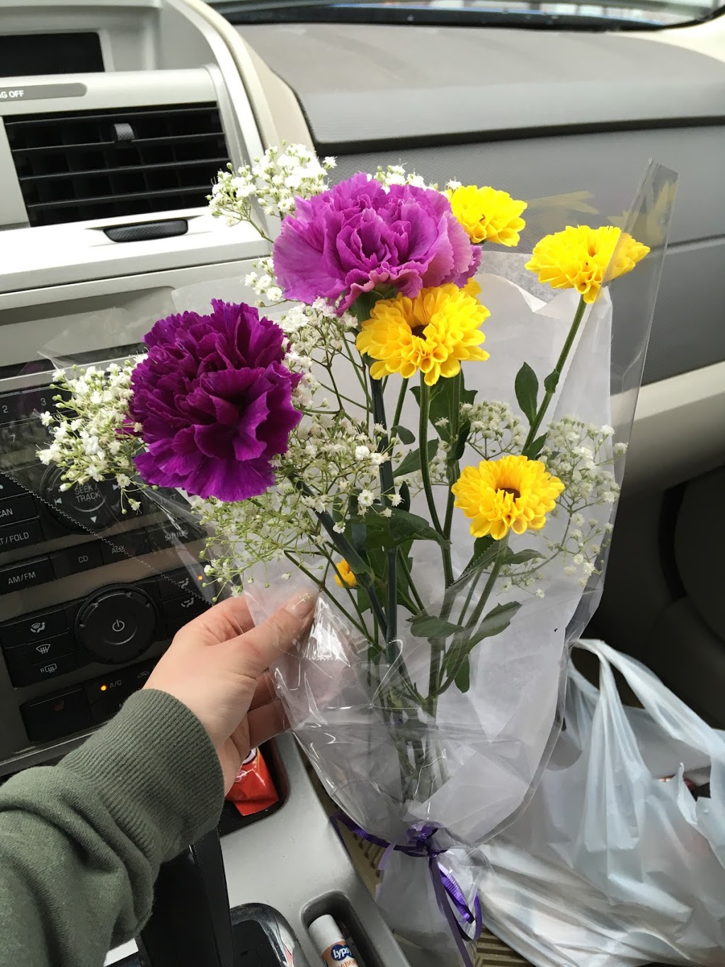 Pattis Flower Boutique | 259 Grange Rd Unit 5, Guelph, ON N1E 6R5, Canada | Phone: (519) 822-0101