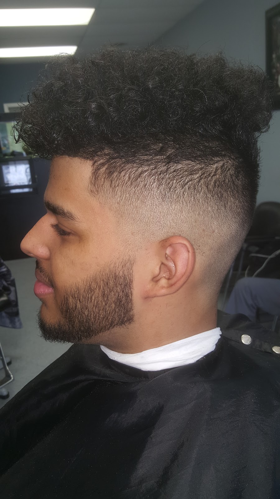 World Class Barber Shop | 1050 Simcoe St N, Oshawa, ON L1G 4W5, Canada | Phone: (905) 903-7552