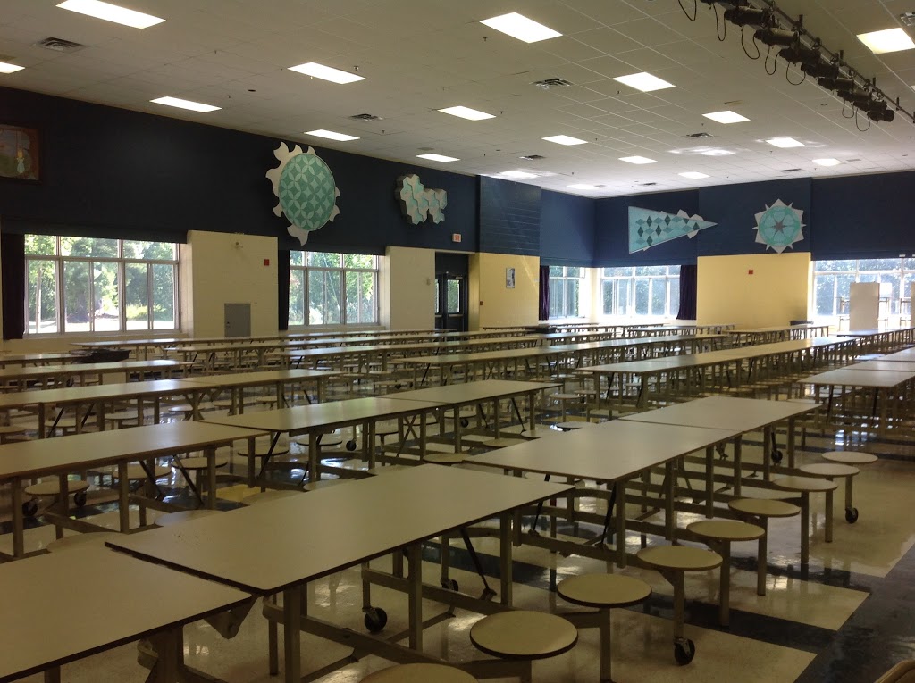 School Secondary Lucille-Teasdale | 1275 Boulevard Céloron, Blainville, QC J7C 5A8, Canada | Phone: (450) 430-2251