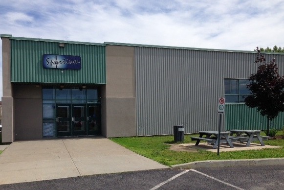 Sportium | 105 Place Charles-Lemoyne, Sainte-Catherine, QC J5C 0A1, Canada | Phone: (450) 638-2392