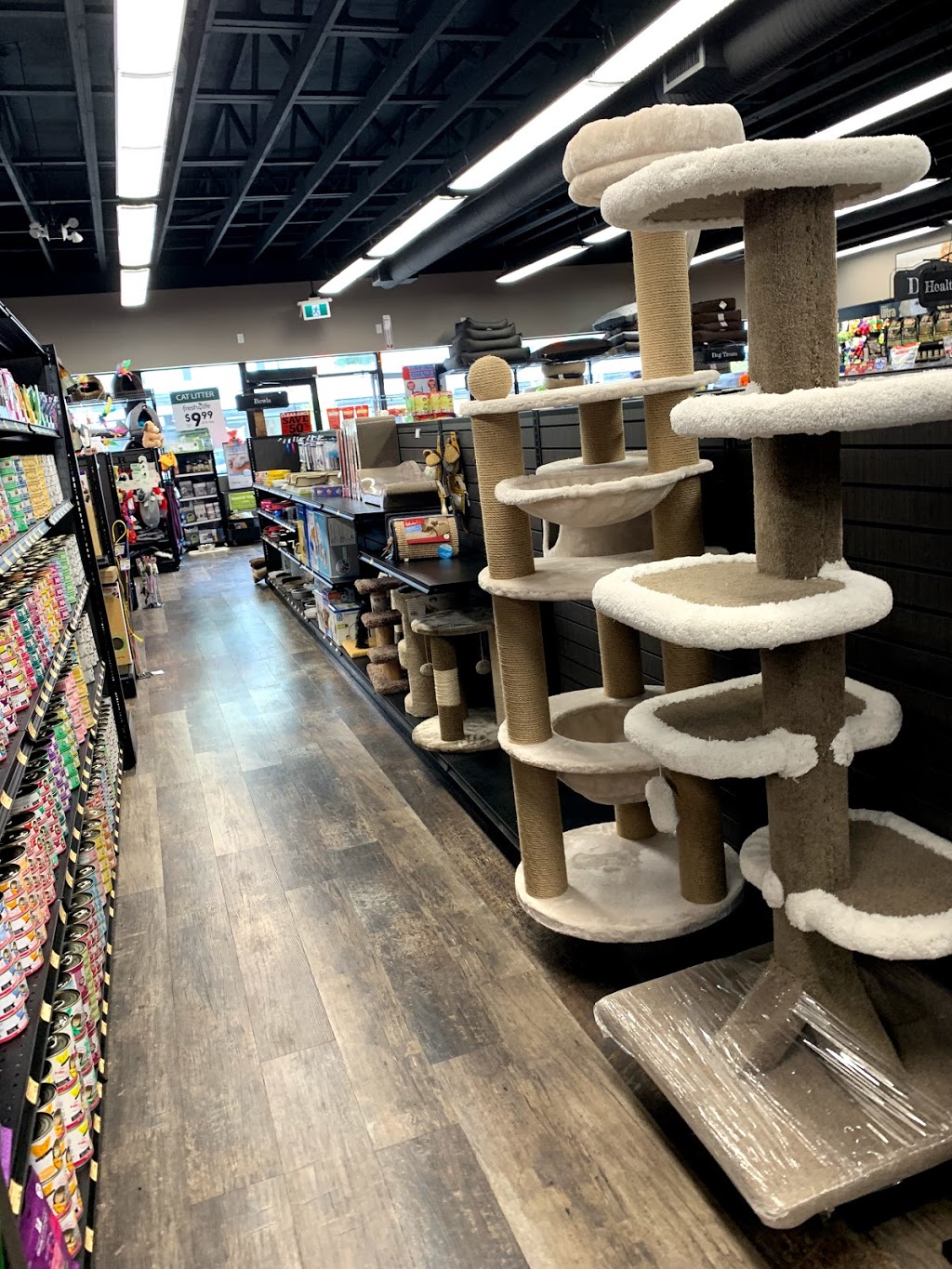 Bosleys by Pet Valu | 2828 E Hastings St Unit 101, Vancouver, BC V5K 5C5, Canada | Phone: (604) 251-3917