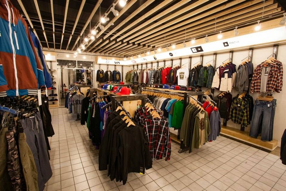 ONE Boardshop - Kelowna | 2330 Hwy 97 N, Kelowna, BC V1X 4H8, Canada | Phone: (250) 763-1338