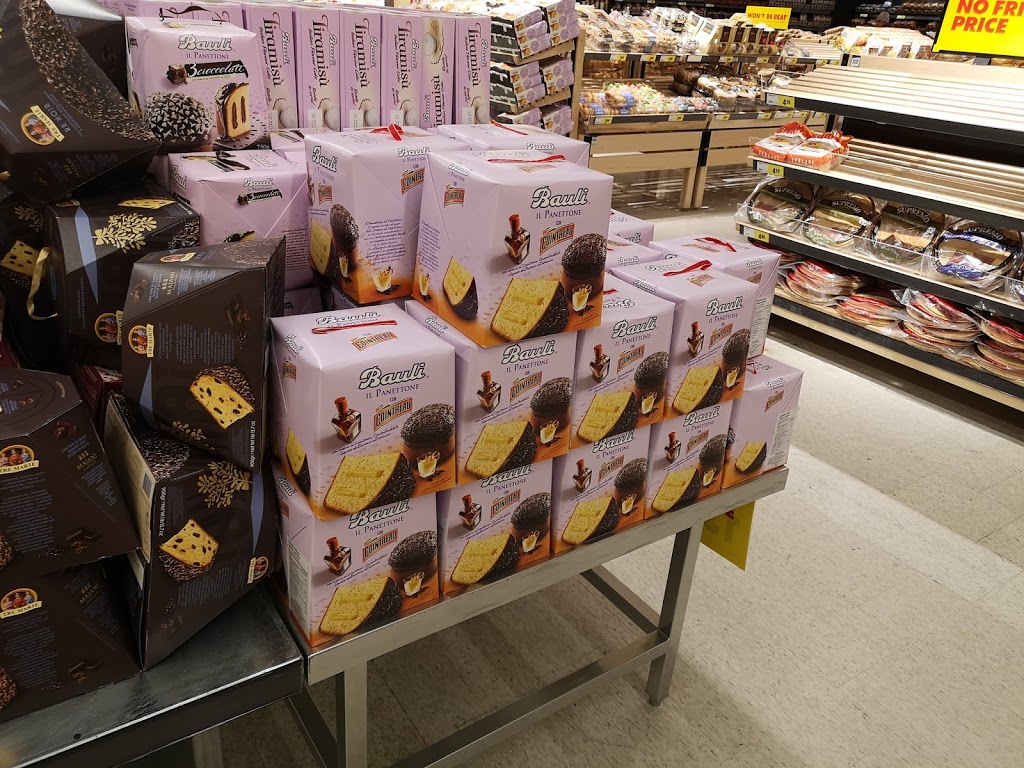 Daniels No Frills | 620 Eglinton Ave W, Mississauga, ON L5R 3V2, Canada | Phone: (866) 987-6453
