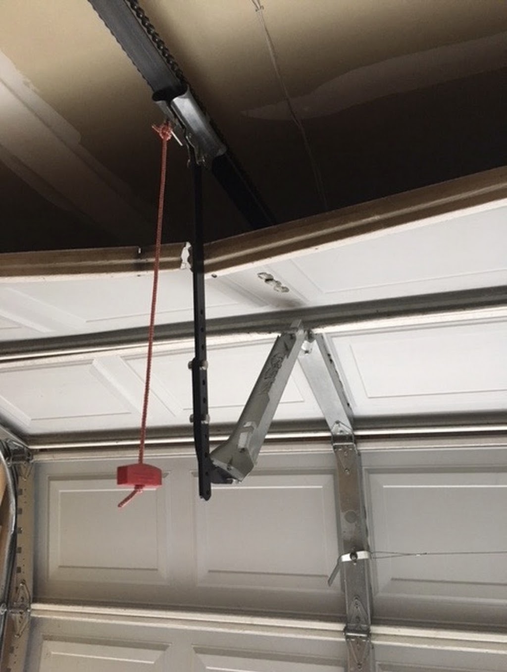 Sunray Garage Doors | 79 Stonecairn Dr, Cambridge, ON N1T 1W3, Canada | Phone: (289) 242-3549