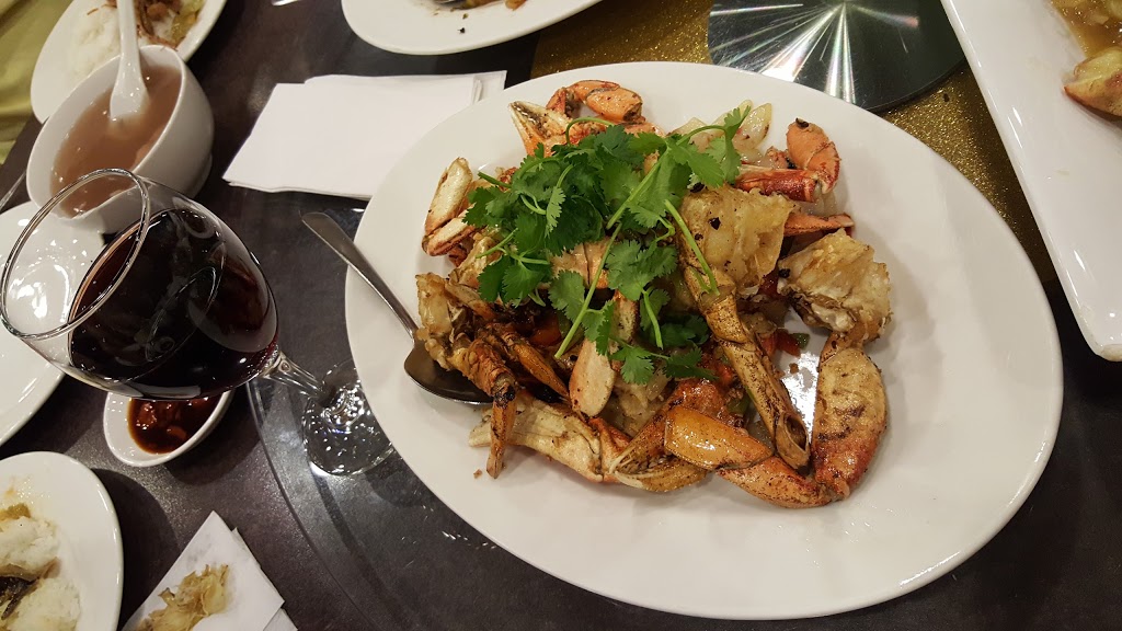 Regency Palace Family Restaurant | 2220 Victoria Ave E, Regina, SK S4N 7B9, Canada | Phone: (306) 721-2828
