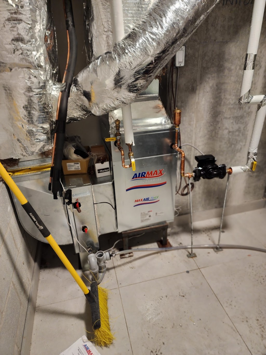 Lazzaro Gas | 22 Boychyn Dr, Whitby, ON L1N 6Z4, Canada | Phone: (289) 356-2920