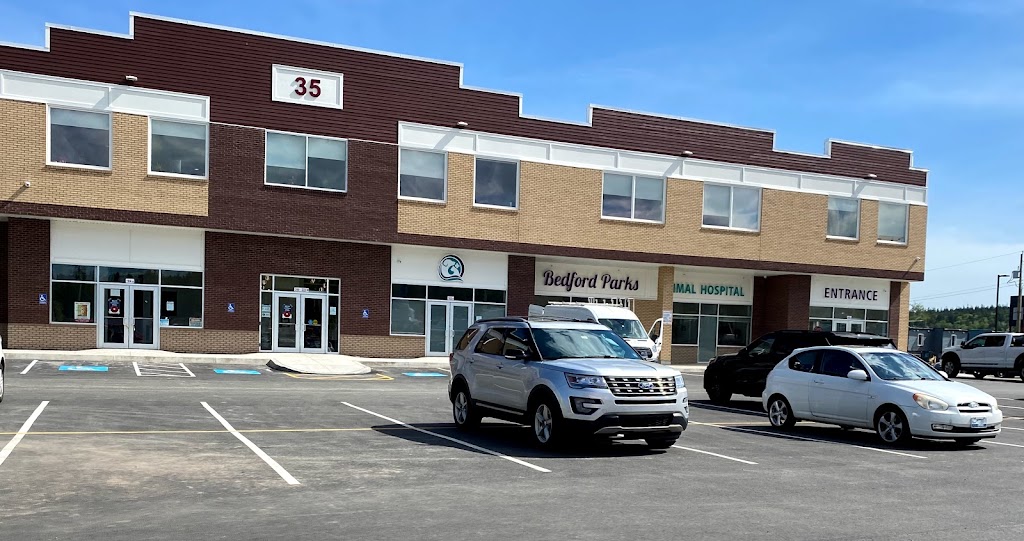 Bedford Parks Animal Hospital | 35 Bloom Ln Unit 100, Bedford, NS B4B 2E6, Canada | Phone: (902) 445-4551