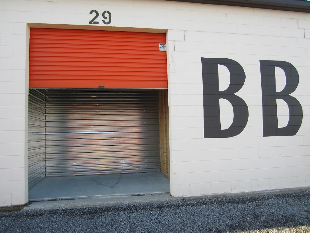 Martins Peoples Storage | 42 Terry Fox Dr, Kingston, ON K7M 8N5, Canada | Phone: (613) 545-1362