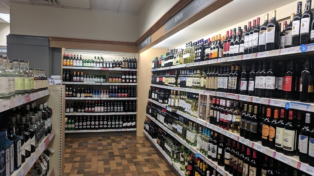 LCBO | 879 Bloor St W, Toronto, ON M6G 1M4, Canada | Phone: (416) 536-4340