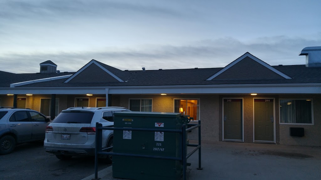 Ramada by Wyndham Stony Plain Hotel & Suites | 3301 43 Ave, Stony Plain, AB T7Z 1L1, Canada | Phone: (780) 963-0222
