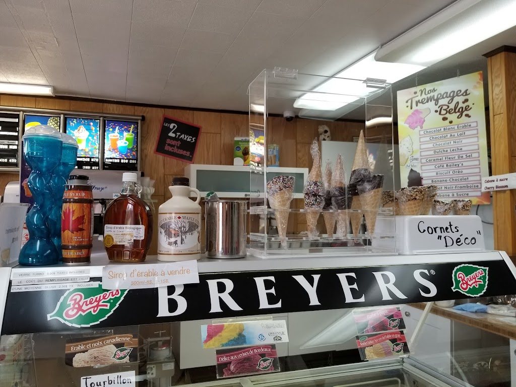 Le Lèche Babines | 1094 Rue Principale, Pohénégamook, QC G0L 1J0, Canada | Phone: (418) 859-3384