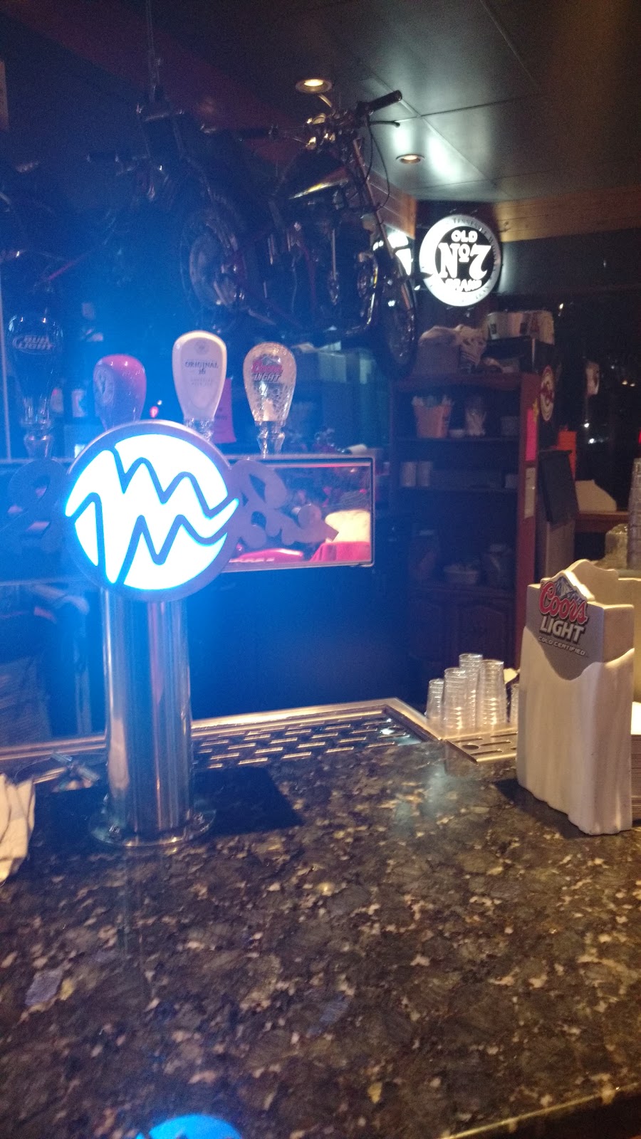 Marion Hotel | 393 Marion St, Winnipeg, MB R2H 0V4, Canada | Phone: (204) 233-1477