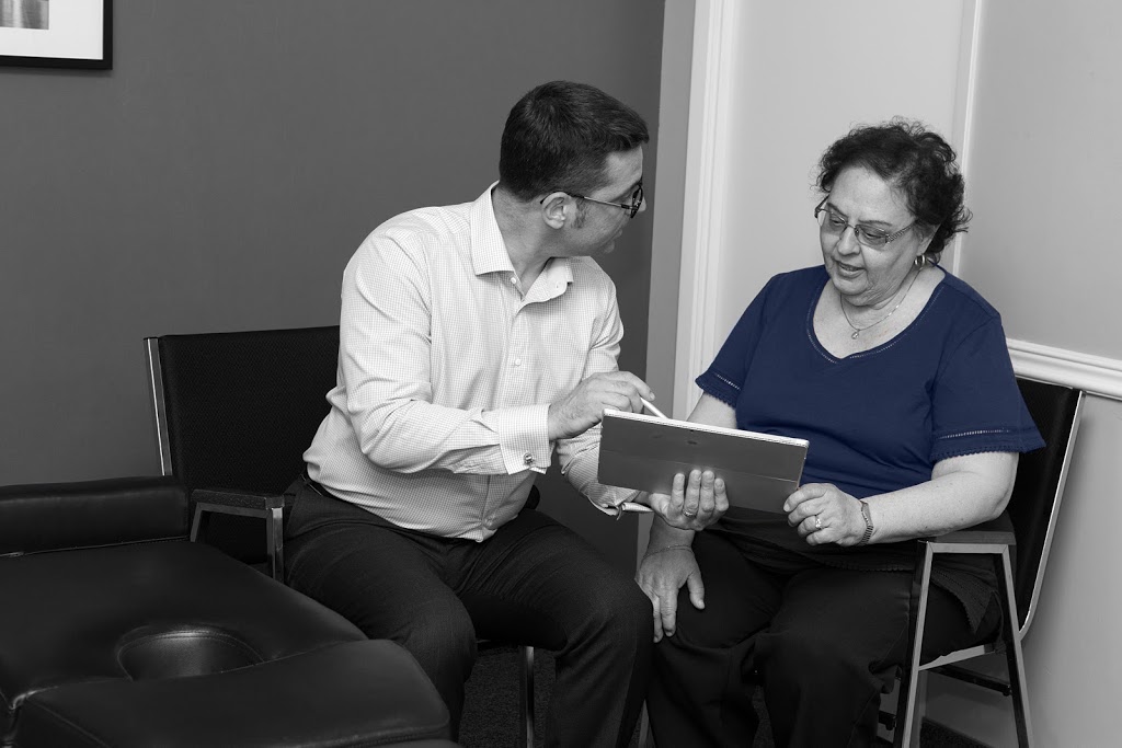 Downsview Chiropractic | 552 Sheppard Ave W, North York, ON M3H 2R9, Canada | Phone: (416) 635-1818