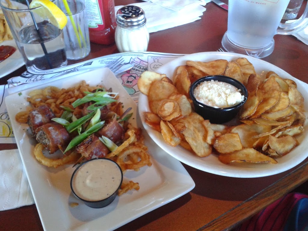 Boston Pizza | 1650 Main St N, Moose Jaw, SK S6J 1L3, Canada | Phone: (306) 691-2222